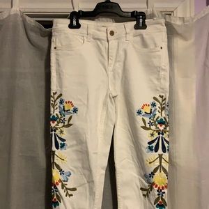 Embroidered skinny jeans